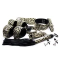 Zestaw do bondage "Wild Bondage Kit LEOPARD" z akcesoriami do odkrywania fantazji