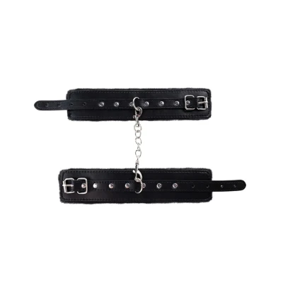 Regulowane kajdany na nadgarstki z wysokiej jakości skóry PU i miękkiego pluszu