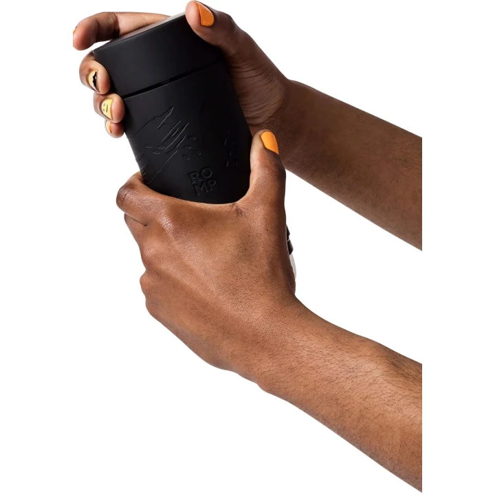 Ręczny masturbator ROMP Dash - super miękka tuleja TPE, efekt ssania, wielokrotnego użytku