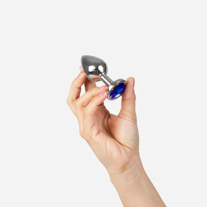 stożkowy korek analny z niebieskim kryształem, ultra-gładkie aluminium, 8,2 cm wysokości