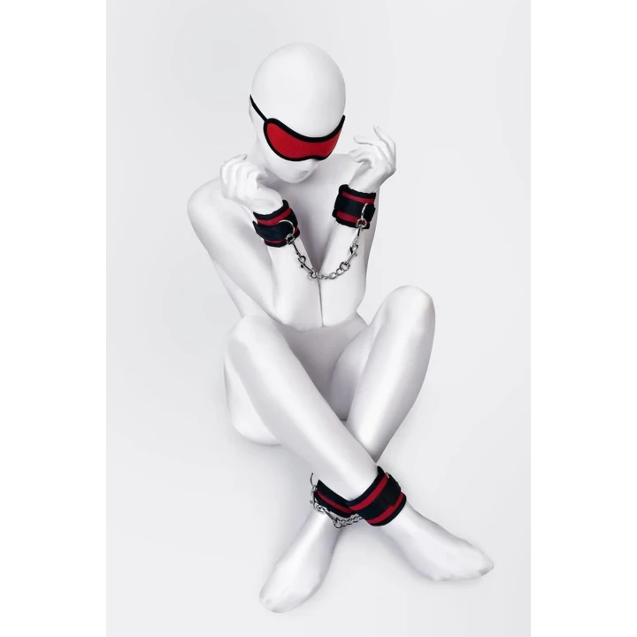 Zestaw do bondage Anonymo, czerwony, z akcesoriami dla entuzjastów BDSM