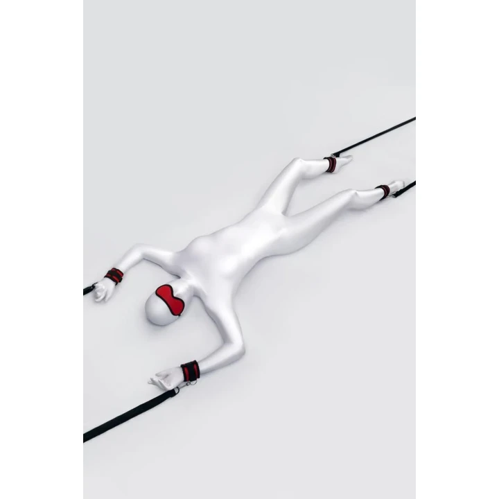 Zestaw do bondage Anonymo, czerwony, z akcesoriami dla entuzjastów BDSM