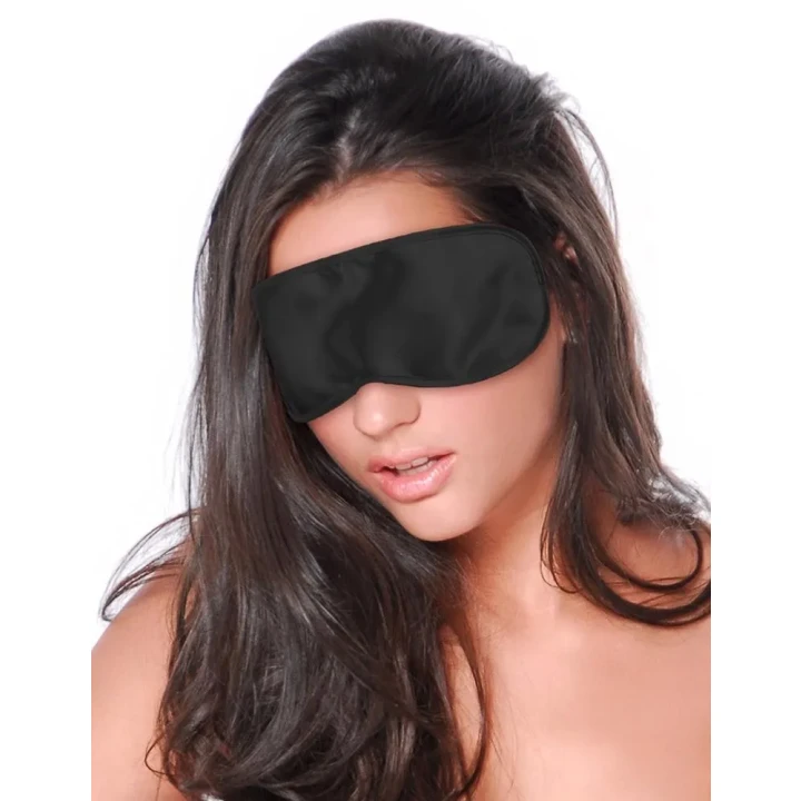 Maseczka na oczy FFS Satin Love Mask Black - elegancka, komfortowa i tajemnicza