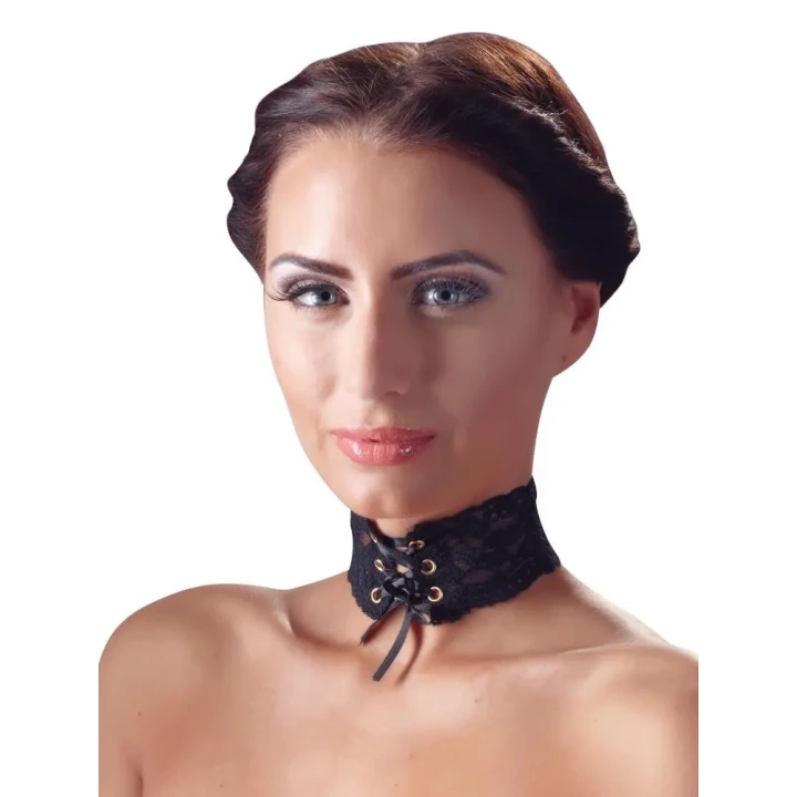 Naszyjnik choker z koronkowej tasiemki, regulowany, elegancki, 32 cm długości