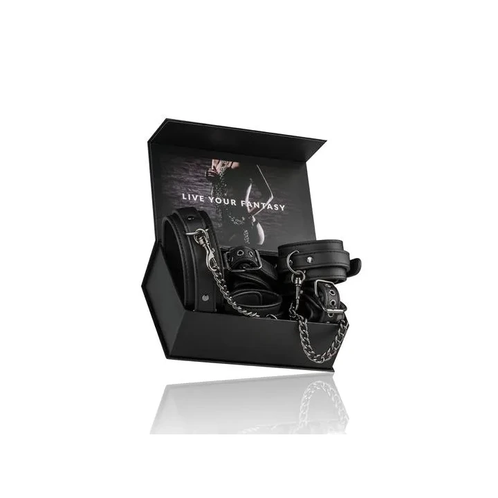 Zestaw kajdanek fetyszy z kołnierzem, kajdankami na kostki i nadgarstki