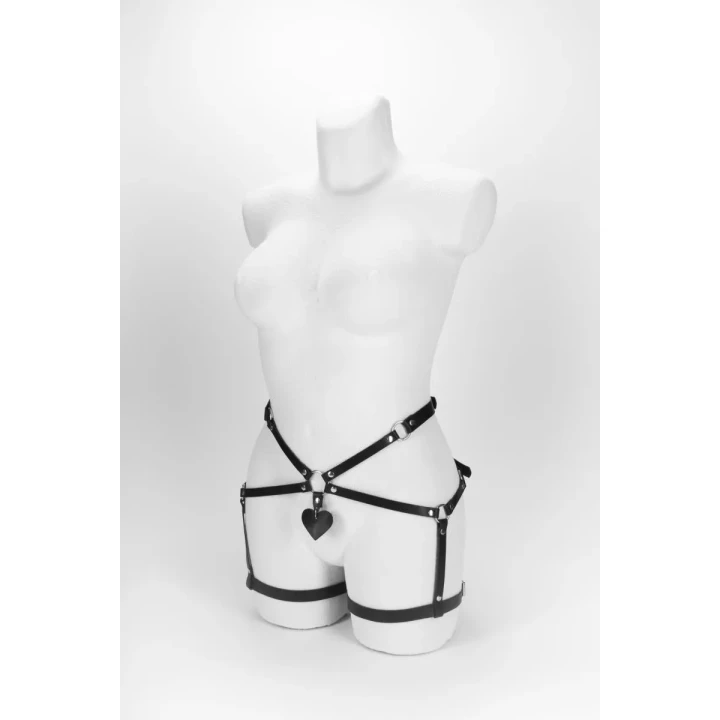 Seksowna damska uprząż z metalowymi zdobieniami, elegancki dodatek do stylizacji