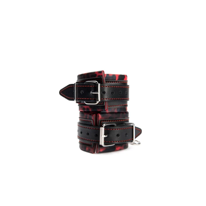 Mankiety na nadgarstki w lamparcie cętki z wysokiej jakości skóry, z karabińczykami