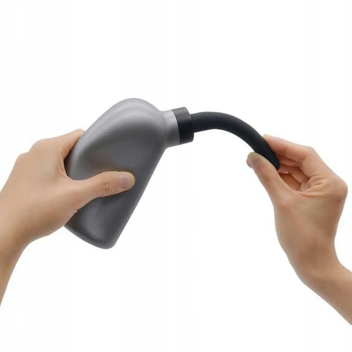 Intymny irygator DOUCHE MATE z 6 dyszami, wodoodporny, ergonomiczny 350 ml