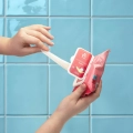 Chusteczki nawilżające intymne EasyGlide — 25 szt., oleje migdałowe i aloes