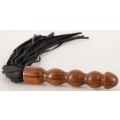 Pejcz skórzany (Flogger) ZADO – drewniana rękojeść, 21 cm, paski skórzane, 60 cm długości