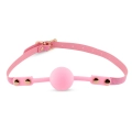 Knebel (Ball Gag) Pink Elegance – silikon 4 cm, regulowany pasek, złote detale