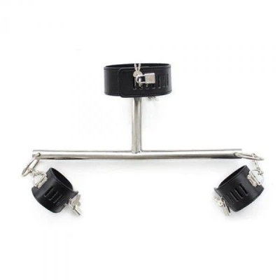 Wiązania BDSM Toyz4Lovers - Stal, Skóra, z Kajdankami i Kołnierzem