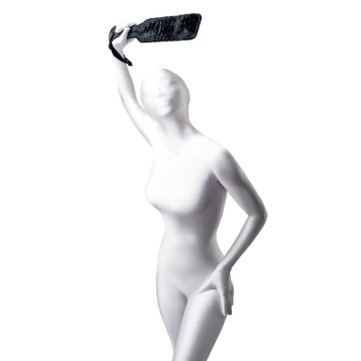 Klapki z poliesteru Anonymo, czerwone, 37 cm, idealne do precyzyjnego użytku