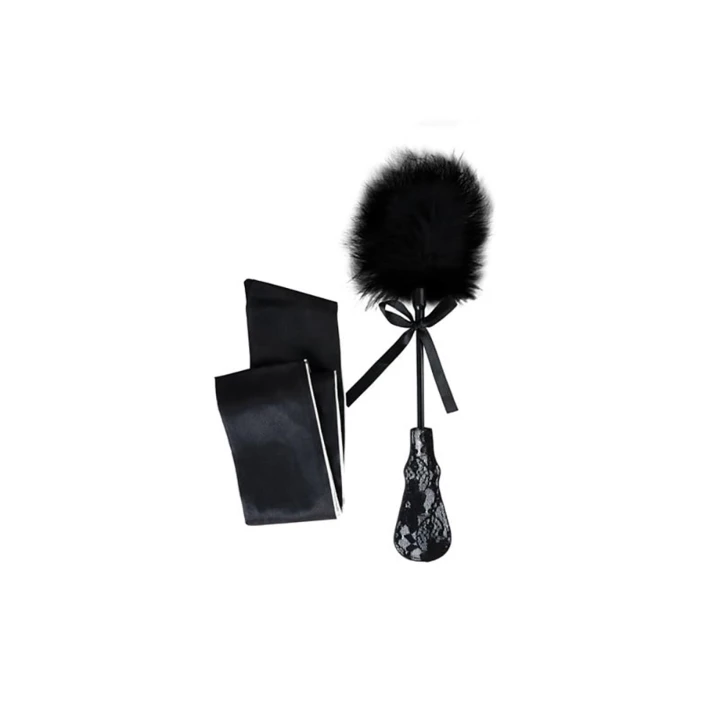 Zestaw do bondage "Tease Me" - satynowa opaska, wielofunkcyjny bat i tickler