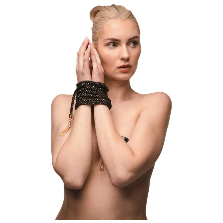 Sznur do krępowania GUILTY PLEASURE Embrace Rope 7M, pleciony bawełniany, złote akcenty