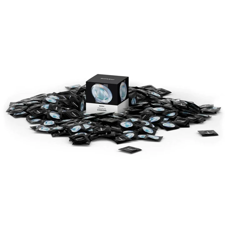 Prezerwatywy Satisfyer, Size 53 mm, lateksowe, nawilżone, 100 szt.