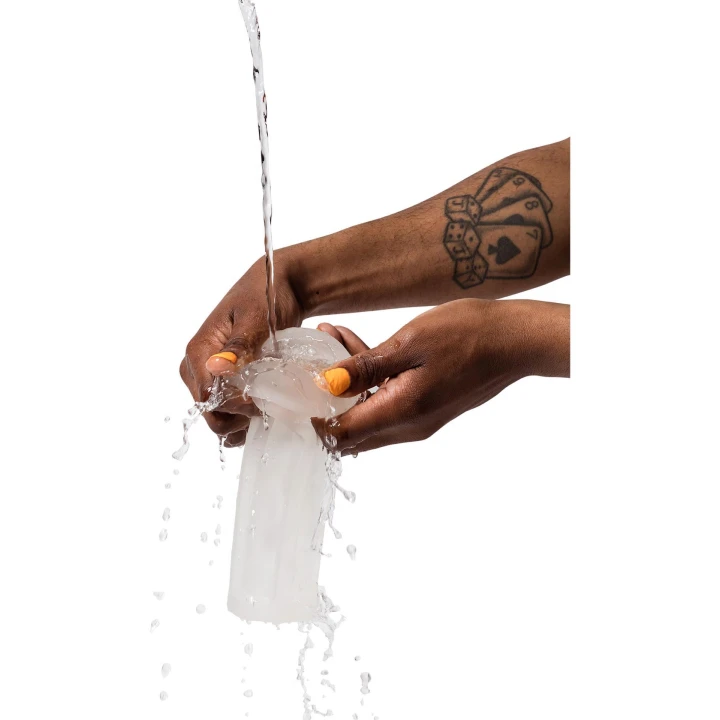 Ręczny masturbator ROMP Dash – super miękka tuleja TPE, efekt ssania bez zasilania