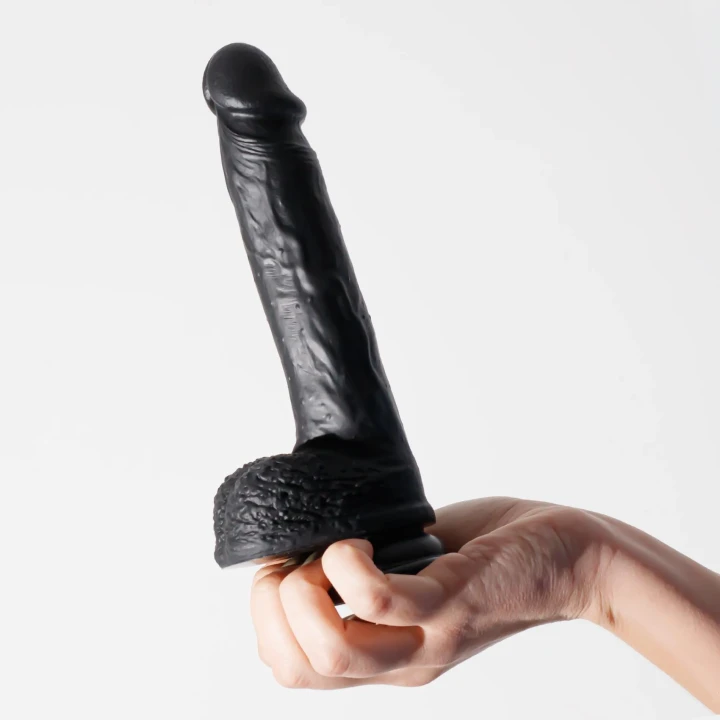 Dildo Crushious Inviktus 22cm, 3.7cm, silikonowy, wodoodporny, z przyssawką