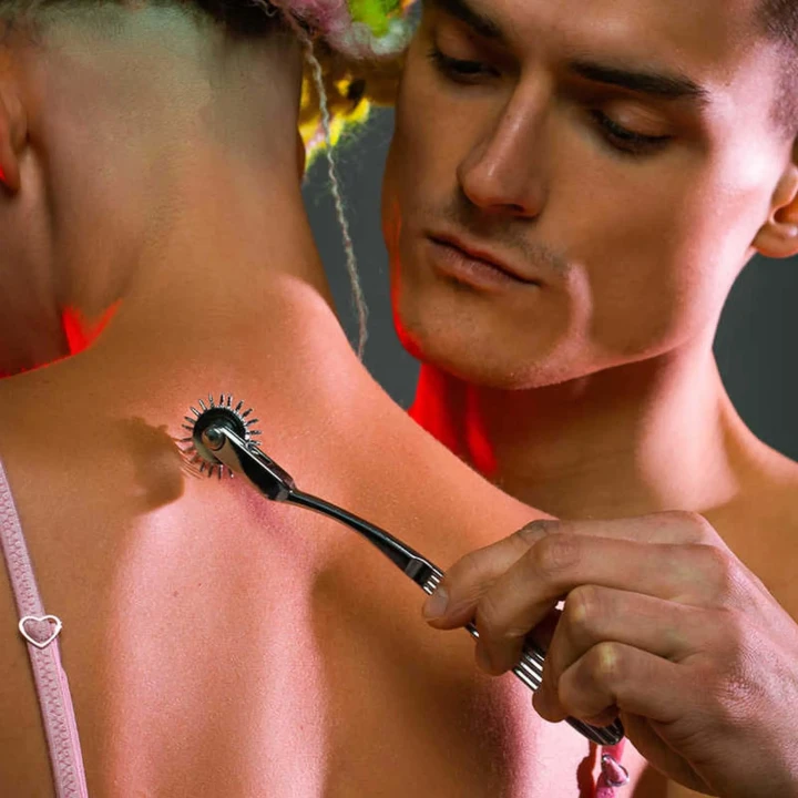 Koło Wartenberg - Klasyczne, metalowe, unisex, srebrne, z ostrymi kolcami