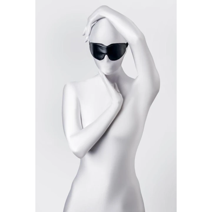 Maska Anonymo, skóra PU, czarna, 26,5 cm, regulowane paski, elegancki design