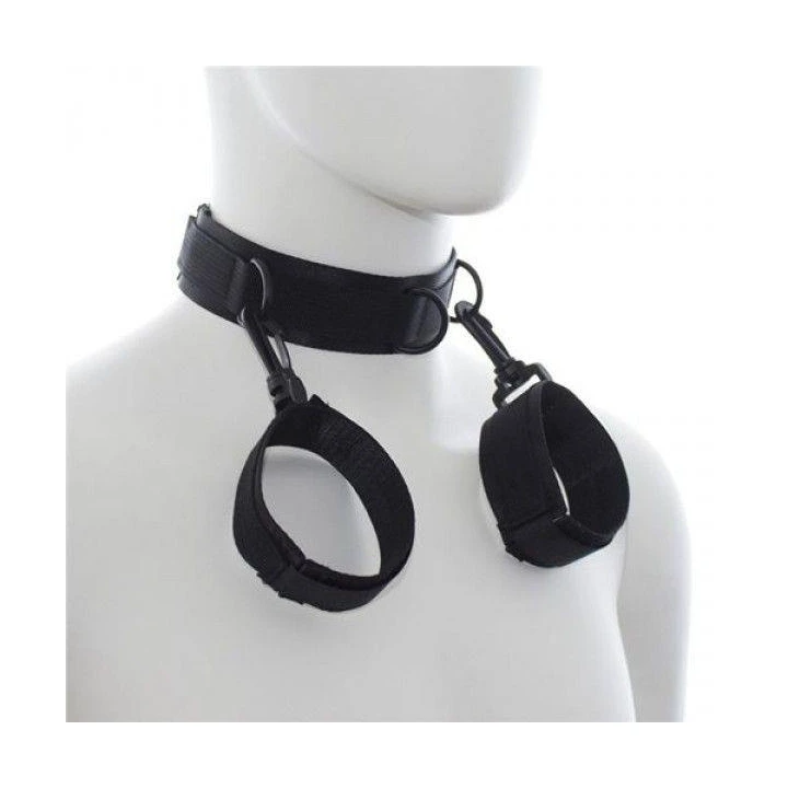 Kajdanki na nadgarstki i szyję Costrittivo Easy Cuffs, nylonowe, czarne, zestaw przymusu