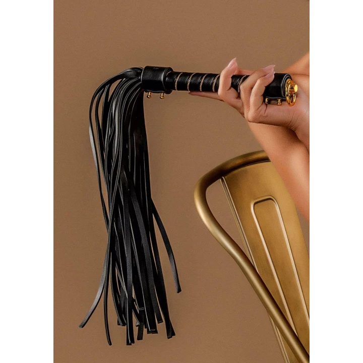 Pejcz Bondage TABOOM, PU Skóra, 54 cm, Elegancki czarno-złoty design
