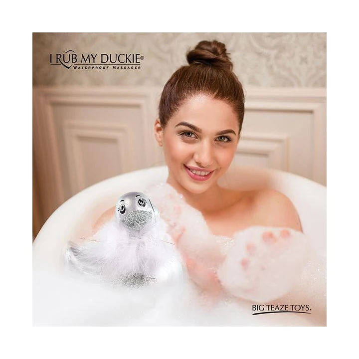 Masażer do ciała I Rub My Duckie 2.0 | Wodoodporny, 7 trybów wibracji, kryształ Swarovski