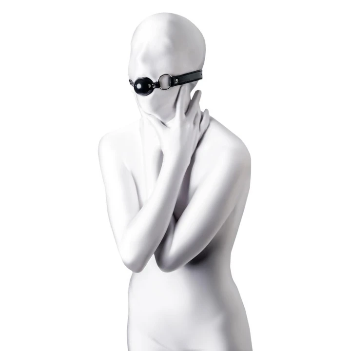 Knebel TPR Anonymo, czarny, 64 cm, z metalową klamrą, zmysłowy styl BDSM