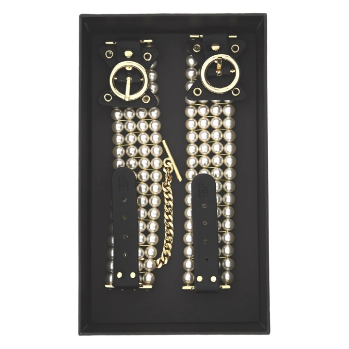 Kajdanki do kostek - GUILTY PLEASURE, wegańska skóra, sztuczne perły, złote detale