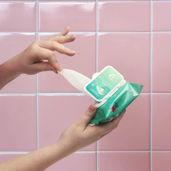 Chusteczki do higieny intymnej EasyGlide – 25 szt., olejki antybakteryjne, aloes & rumianek