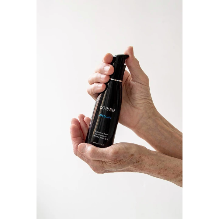 Lubrykant wodny WICKED AQUA 120ML – Wysokiej jakości, wegański, długotrwały