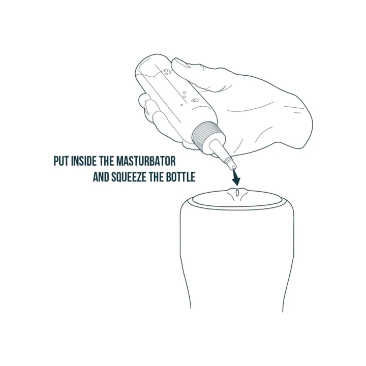 Środek czyszczący do masturbatorów Clean In - 150 ml, precyzyjna końcówka, elastyczna butelka