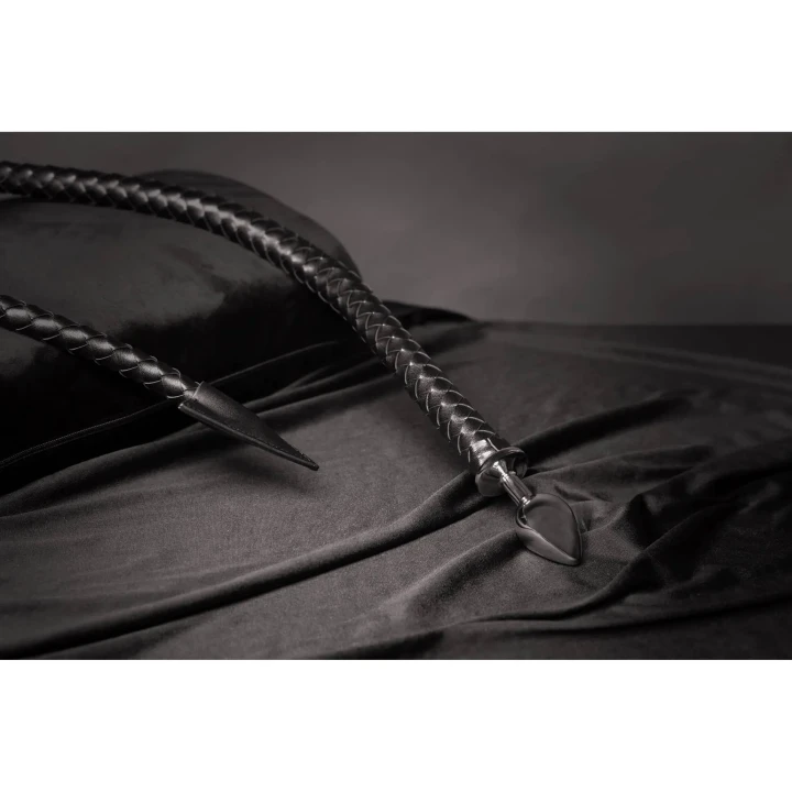 Analny korek metalowy Devil's Tail - Skóra PU, gładka powierzchnia, strzałkowy ogon