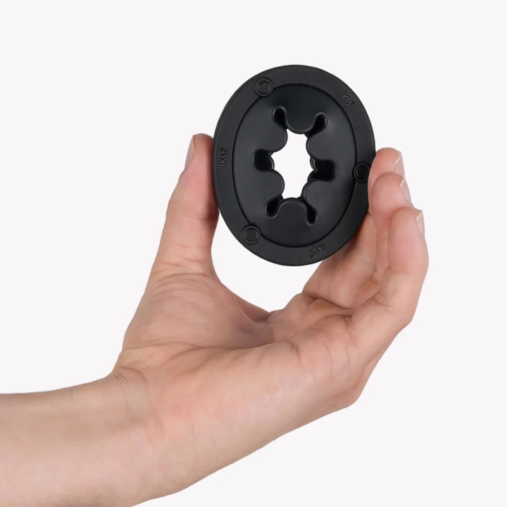 Moduł systemu IKU Flex – magnetyczny, teksturowany, długość 7,4 cm, czarny