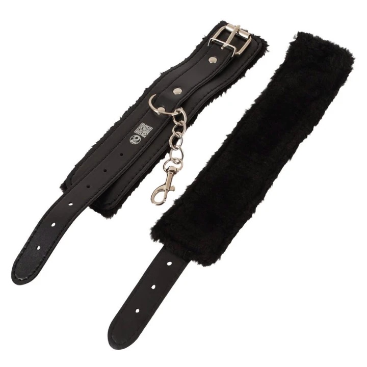 Zestaw zabawek dla par Magic Shiver – 5 akcesoriów, silikon, 10 trybów wibracji, kajdanki