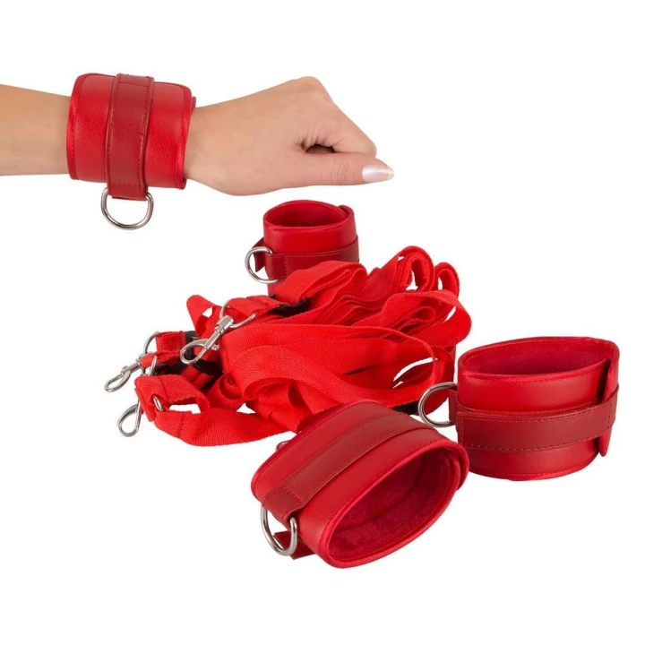 Zestaw do bondage Bad Kitty - regulowane paski 180 cm, miękkie mankiety z imitacji skóry