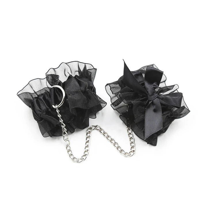 Zestaw dla par: Koronkowy zestaw bondage Crushious z regulowaną opaską i kajdankami