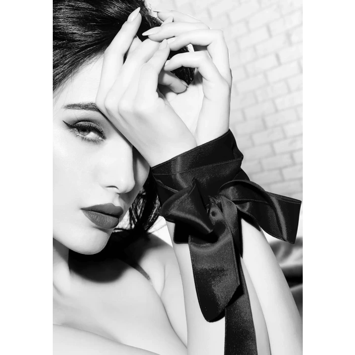 Wstążka do bondage, Ouch! - Jedwab, 167 cm długości, 6 cm szerokości