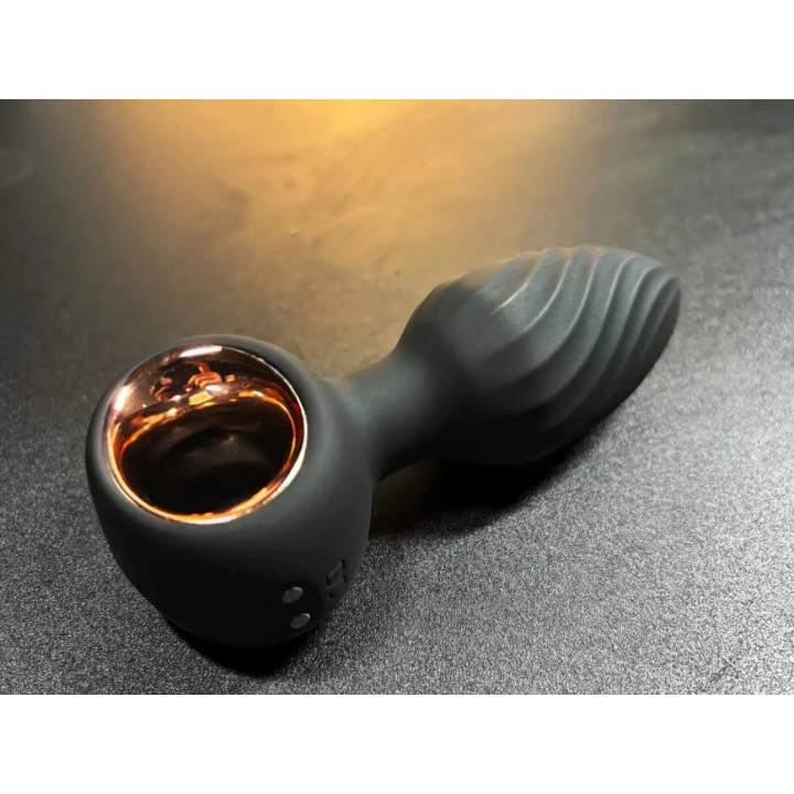 Wtyczka obrotowa Aisi z funkcją zabezpieczenia i wieloma gniazdami